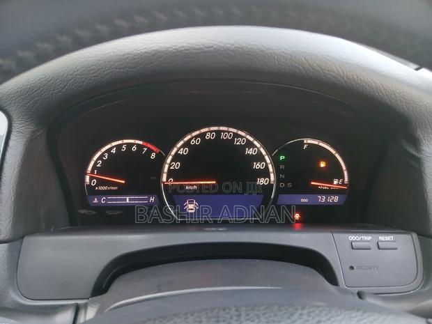Toyota Crown 2006 Silver