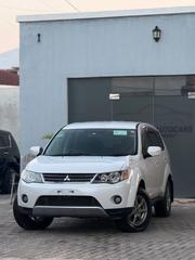 Mitsubishi Outlander 2.4 2008 White for sale