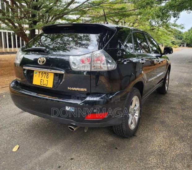 Toyota Harrier 2.4 2006 Black