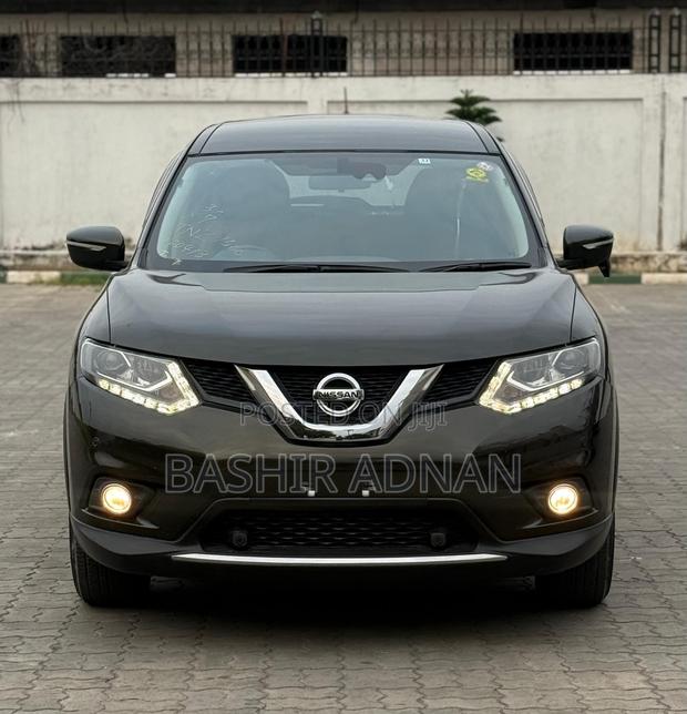 Nissan X-Trail 2.0 Petrol FWD 2014 Green