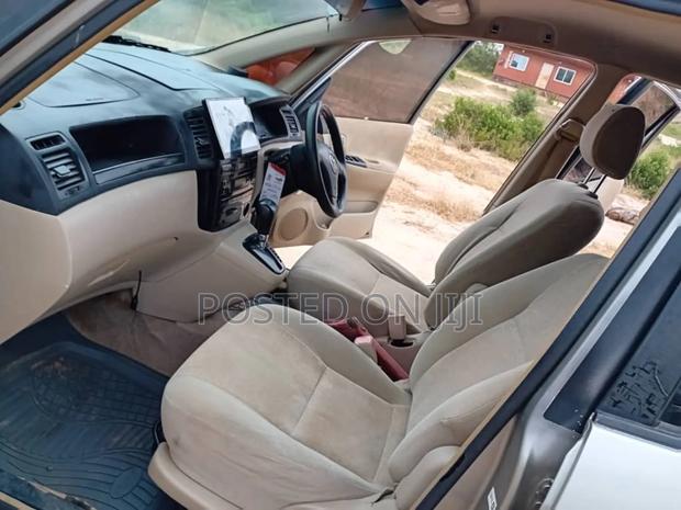 Toyota Corolla Spacio 2005 Gold