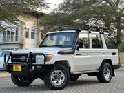 Toyota Land Cruiser 2018 White for sale