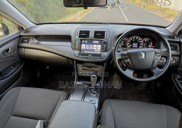 Toyota Crown 2008 Matt Black