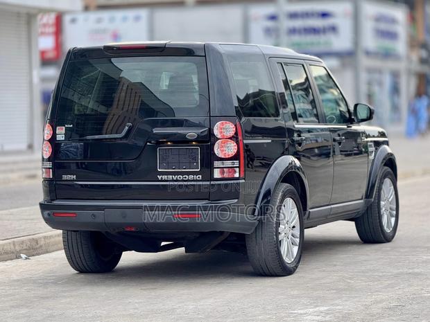 Land Rover Discovery 2016 Black