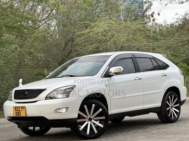 Toyota Harrier 2005 White