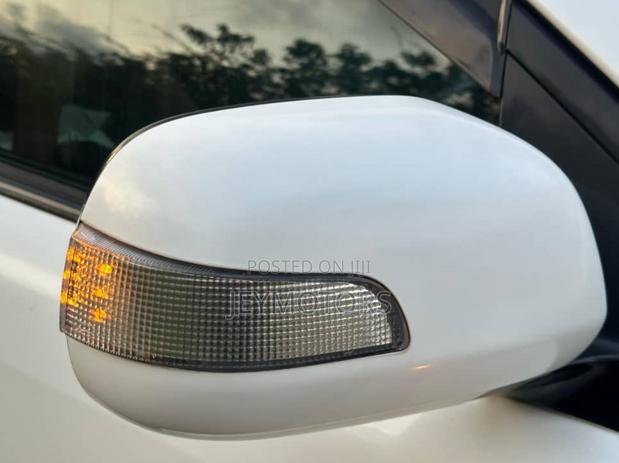 Toyota Harrier 2007 White