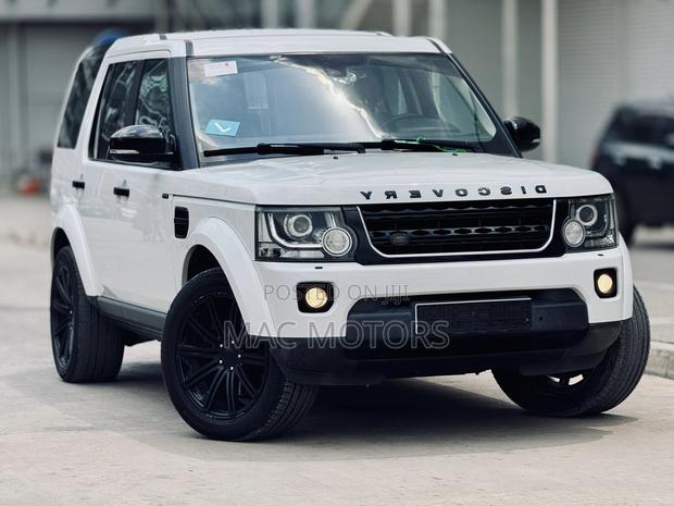 Land Rover Discovery 2015 White