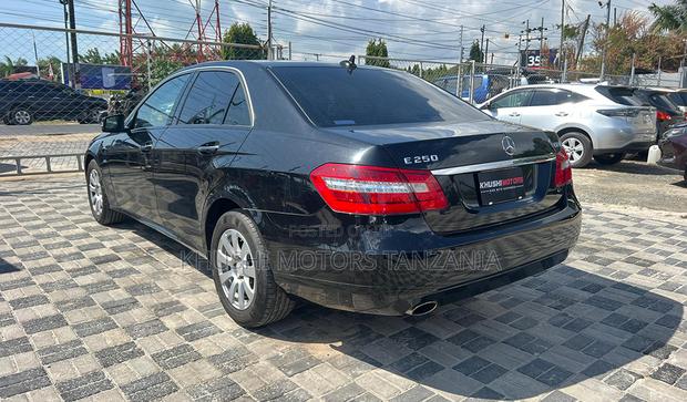 Mercedes-Benz E250 2010 Black