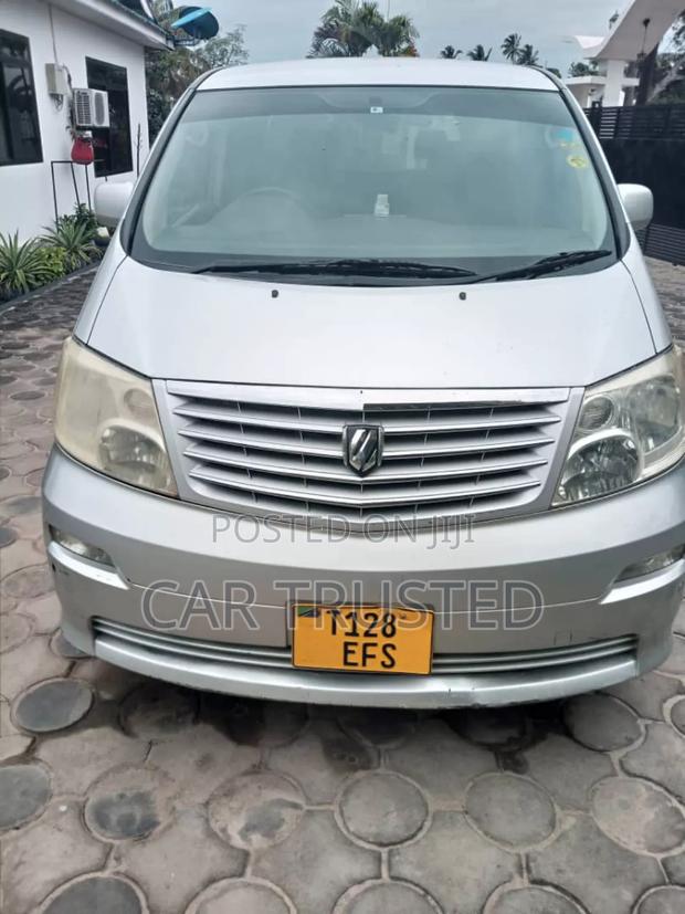 Toyota Alphard 2005 Silver