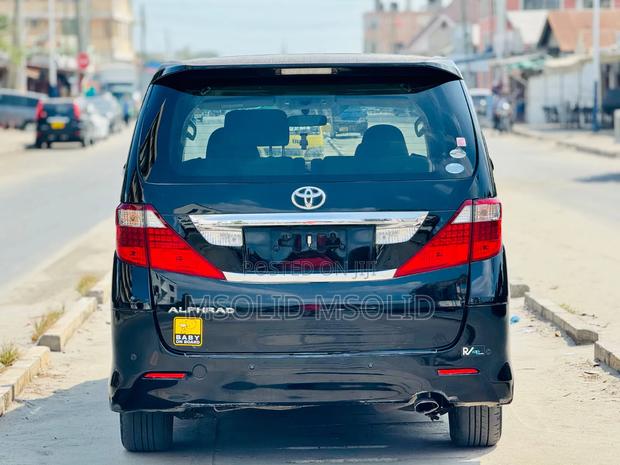Toyota Alphard 2009 Black