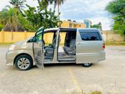 Toyota Alphard 2.4 Petrol AWD 2004 Gold for sale