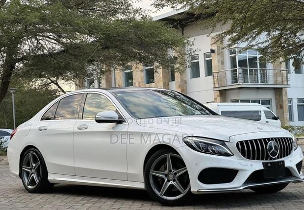 Mercedes-Benz C200 2014 White