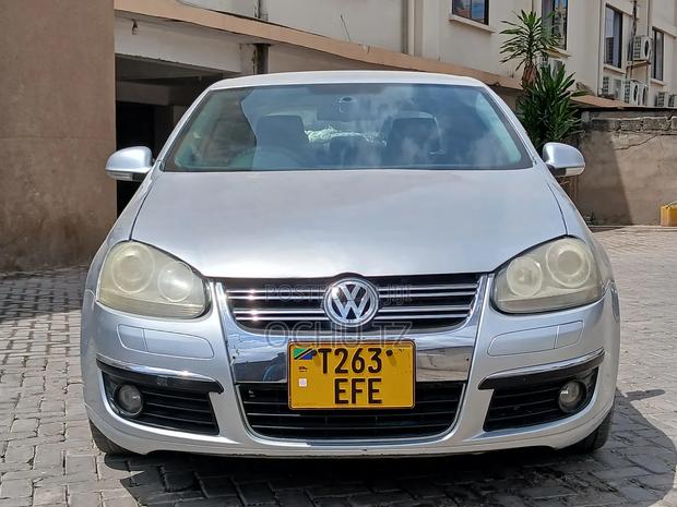 Volkswagen Jetta 2009 Silver