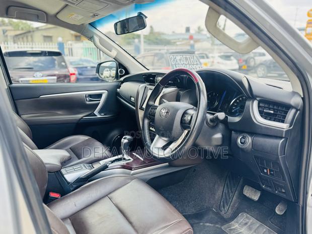 Toyota Fortuner 2.8 D RWD 2018 Silver
