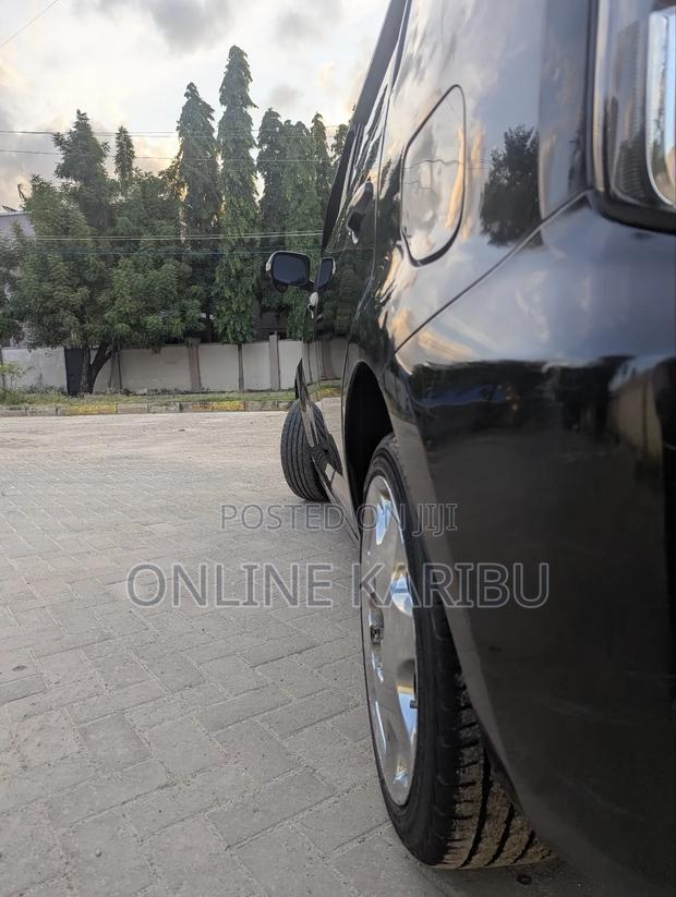 Toyota Corolla Rumion Hatchback 1.5 FWD 2010 Black