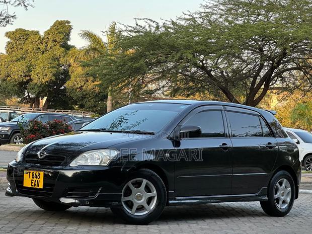 Toyota Corolla RunX 2005 Black