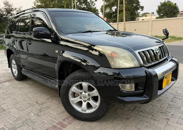 Toyota Land Cruiser Prado 2006 Black
