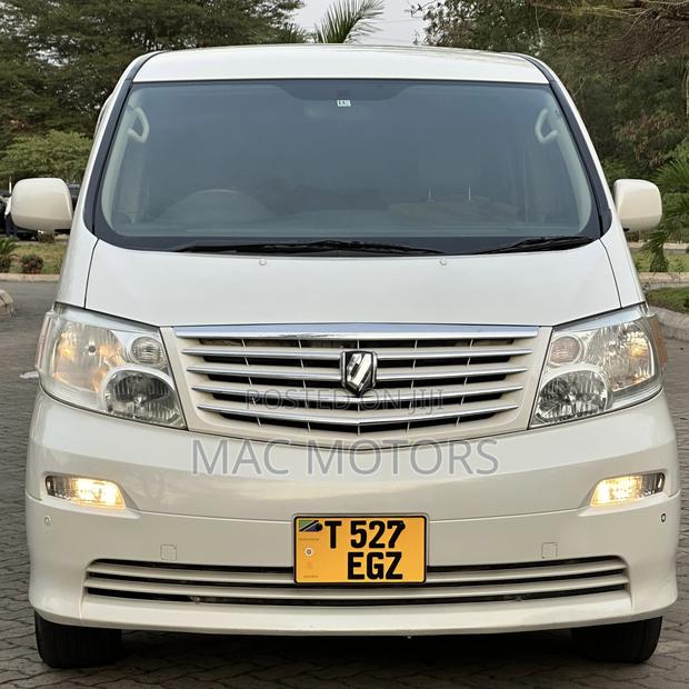 Toyota Alphard 2004 White