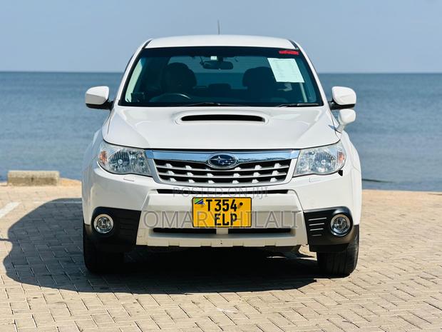 Subaru Forester 2011 White