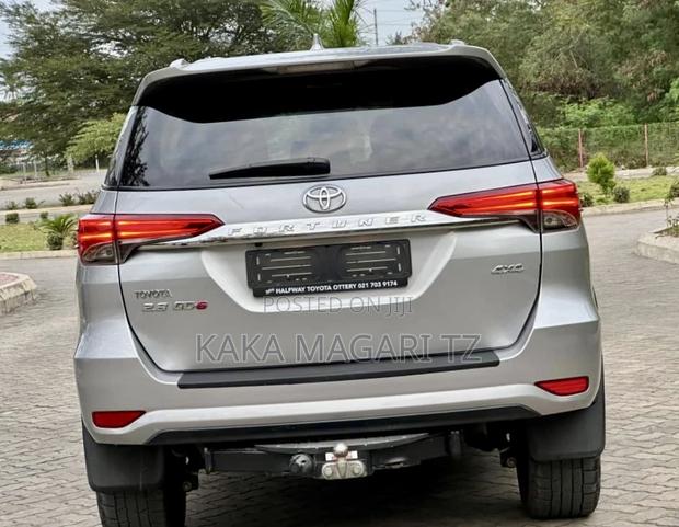 Toyota Fortuner 2018 Beige