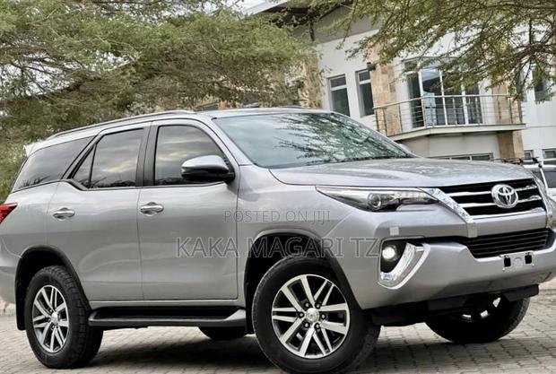 Toyota Fortuner 2018 Beige