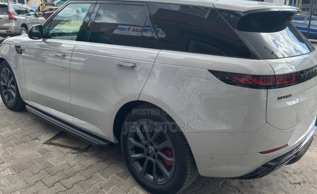 Land Rover Range Rover Sport 2022 White