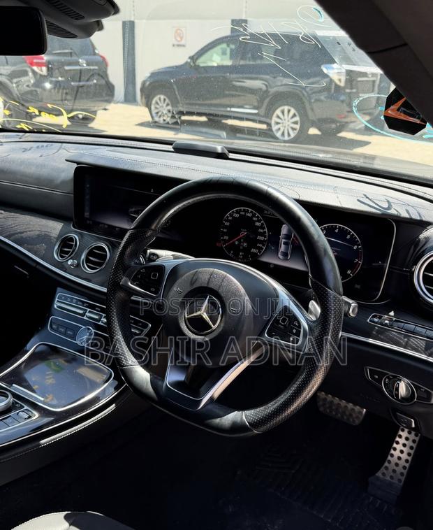 Mercedes-Benz E200 2016 Matt Black
