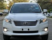 Toyota Vanguard 2010 Pearl for sale