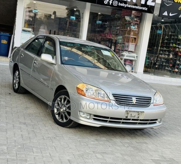 Toyota Mark II 2004 Silver