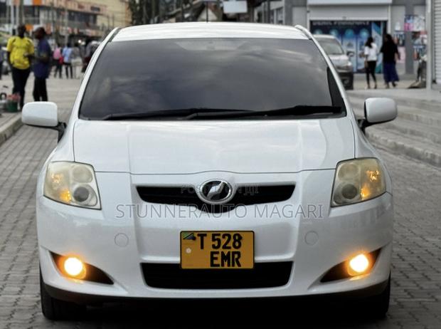 Toyota Auris 2008 Pearl