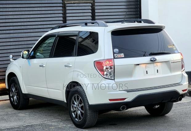 Subaru Forester 2009 Pearl