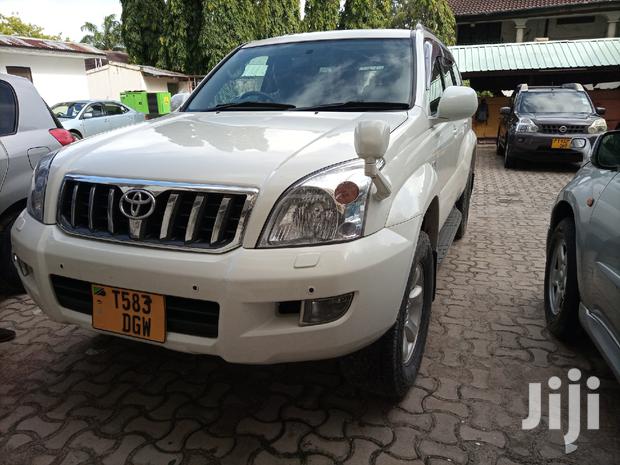 Toyota Land Cruiser Prado 2007 White