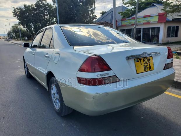 Toyota Mark II 2004 White