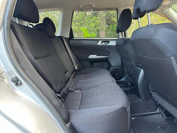 Subaru Forester 2010 Silver