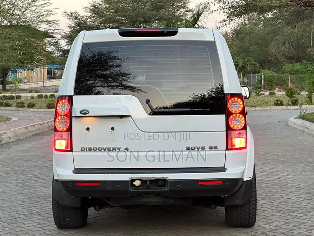 Land Rover Discovery 2014 Pearl
