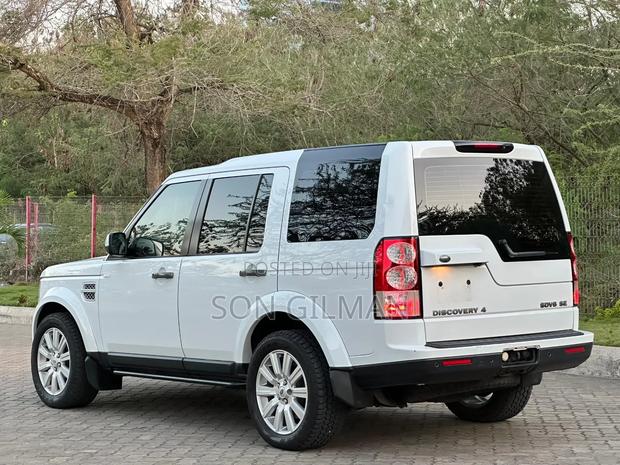 Land Rover Discovery 2014 Pearl