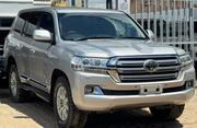 Toyota Land Cruiser 2017 Silver for sale