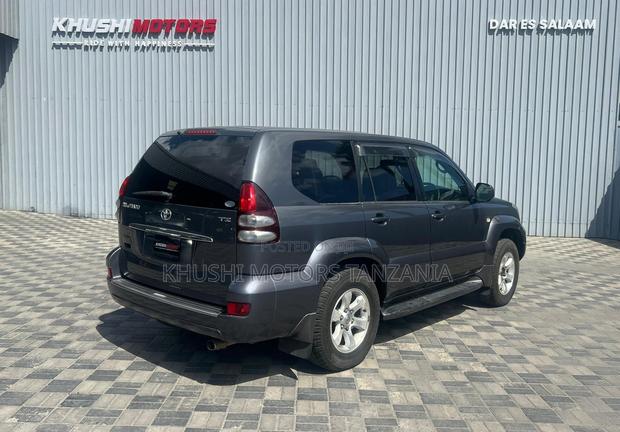 Toyota Land Cruiser Prado 3.4 5dr 2003 Gray