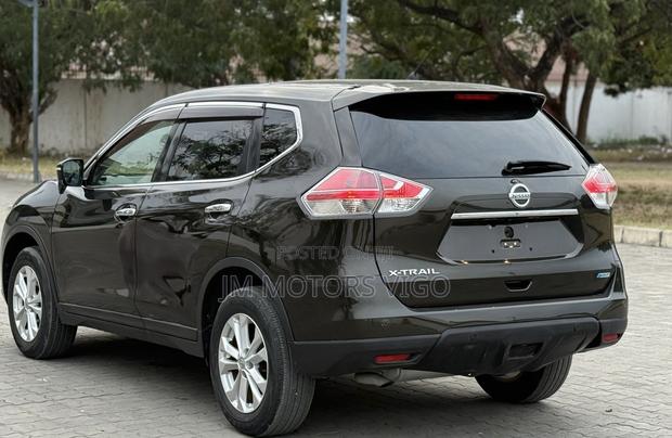 Nissan X-Trail 2014 Green