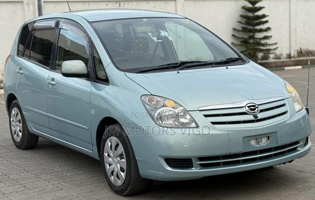 Toyota Corolla Spacio 2005 Blue
