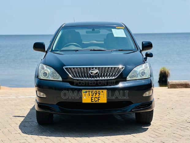 Toyota Harrier 2004 Black