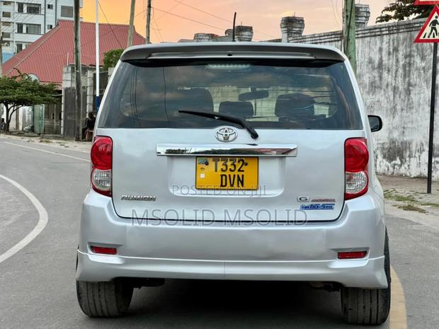 Toyota Corolla Rumion 2007 Silver