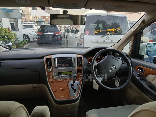 Toyota Alphard 2.4 Petrol FWD 2006 Pearl
