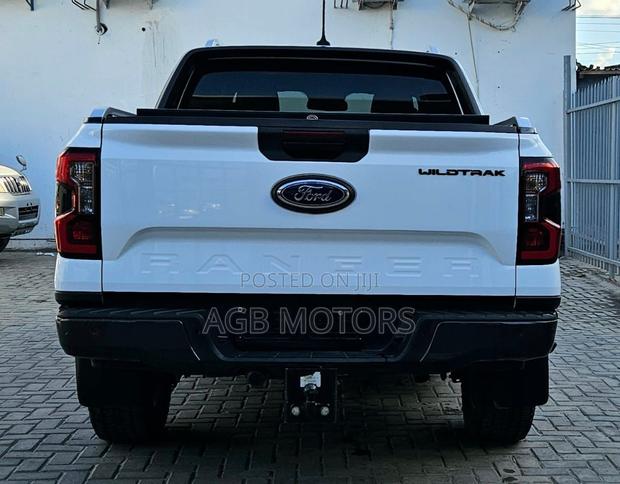 Ford Ranger Wildtrak 2024 White