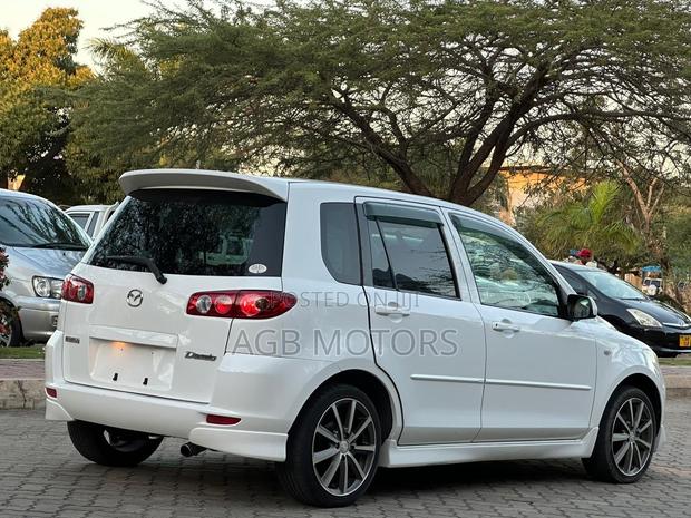 Mazda Demio 2006 White