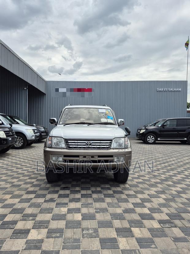 Toyota Land Cruiser Prado 3.0 D-4D 5dr 2001 Silver