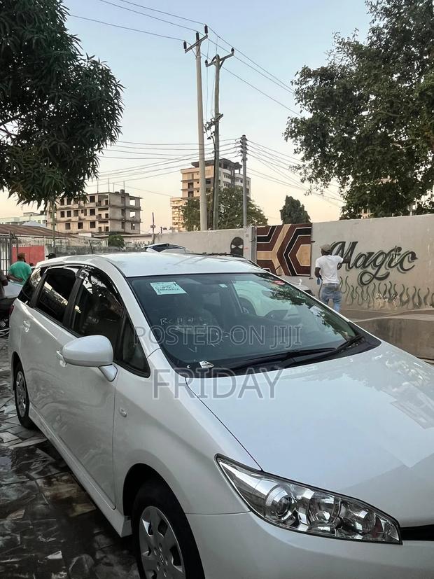 Toyota Wish 2010 White