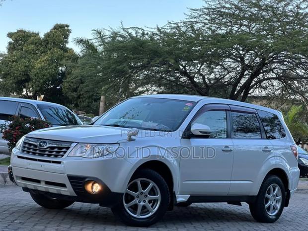 Subaru Forester 2011 White