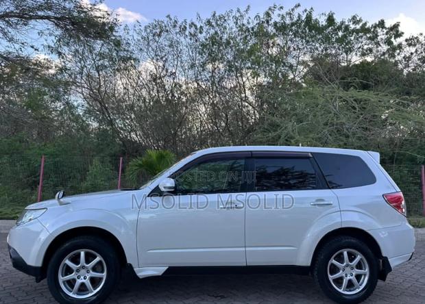 Subaru Forester 2011 White