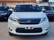 Toyota Harrier 2.0 2015 Off white for sale